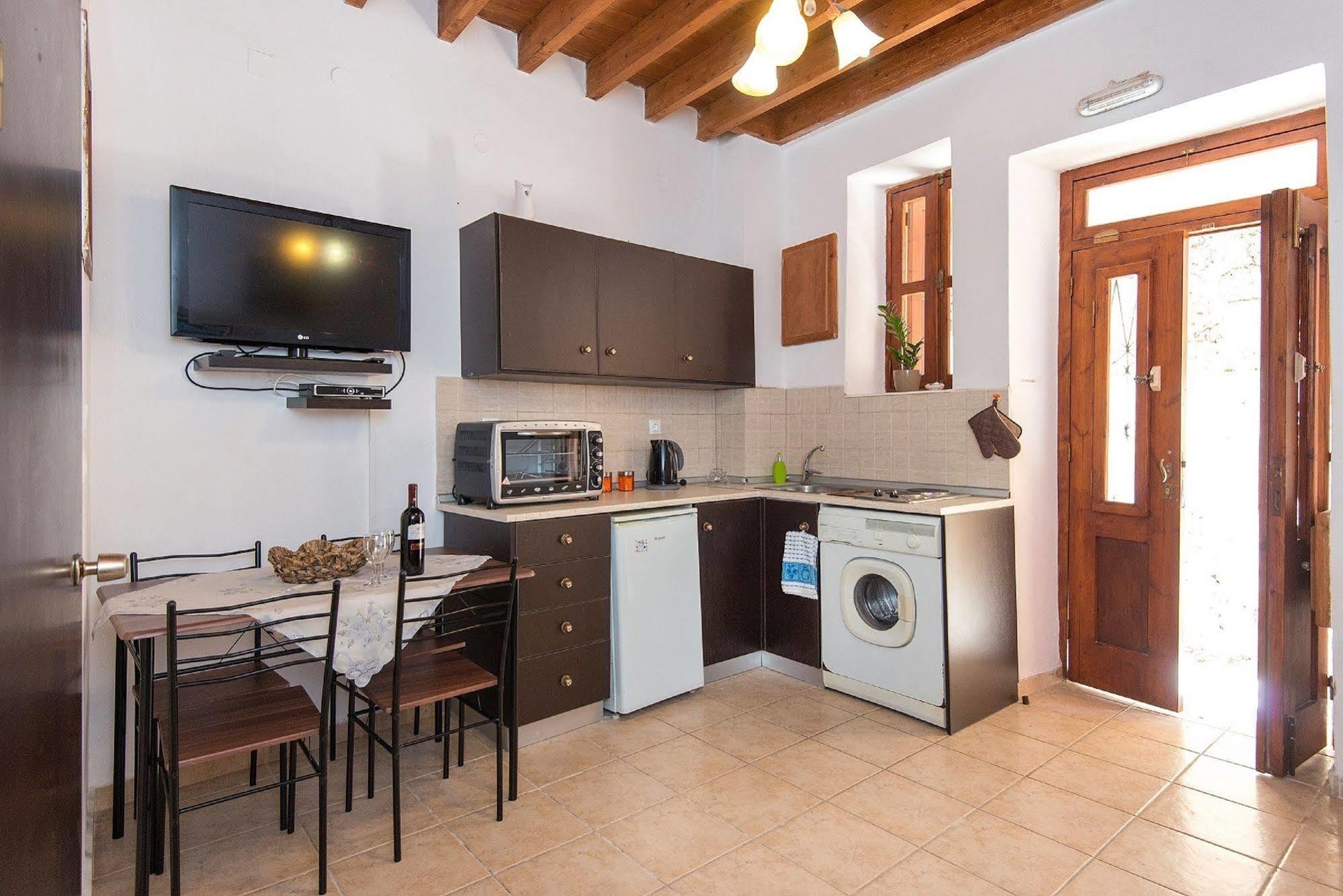 Old Town Roloi House Villa Rhodes City Екстериор снимка